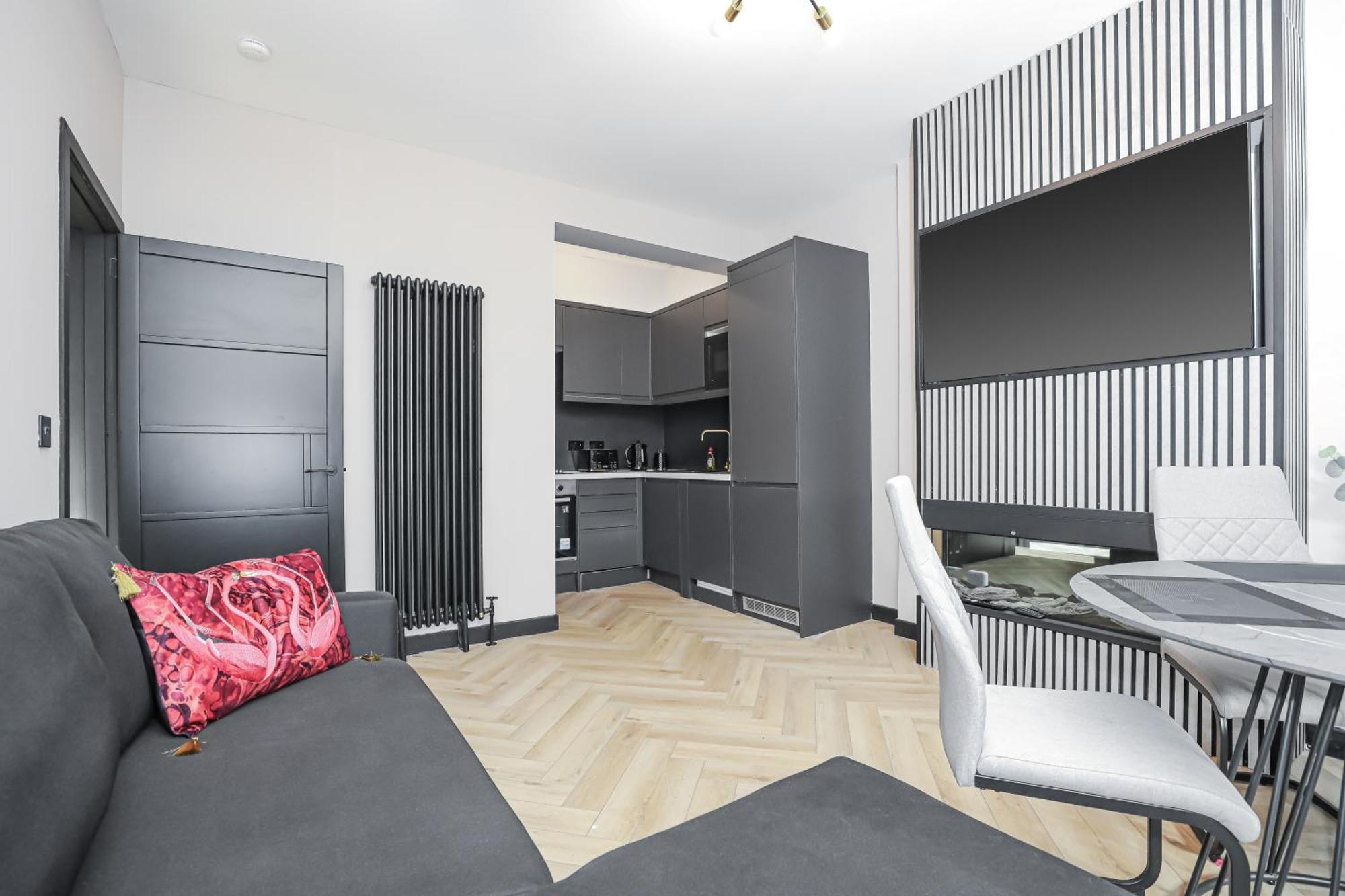 Traditional 1-bed Apartment