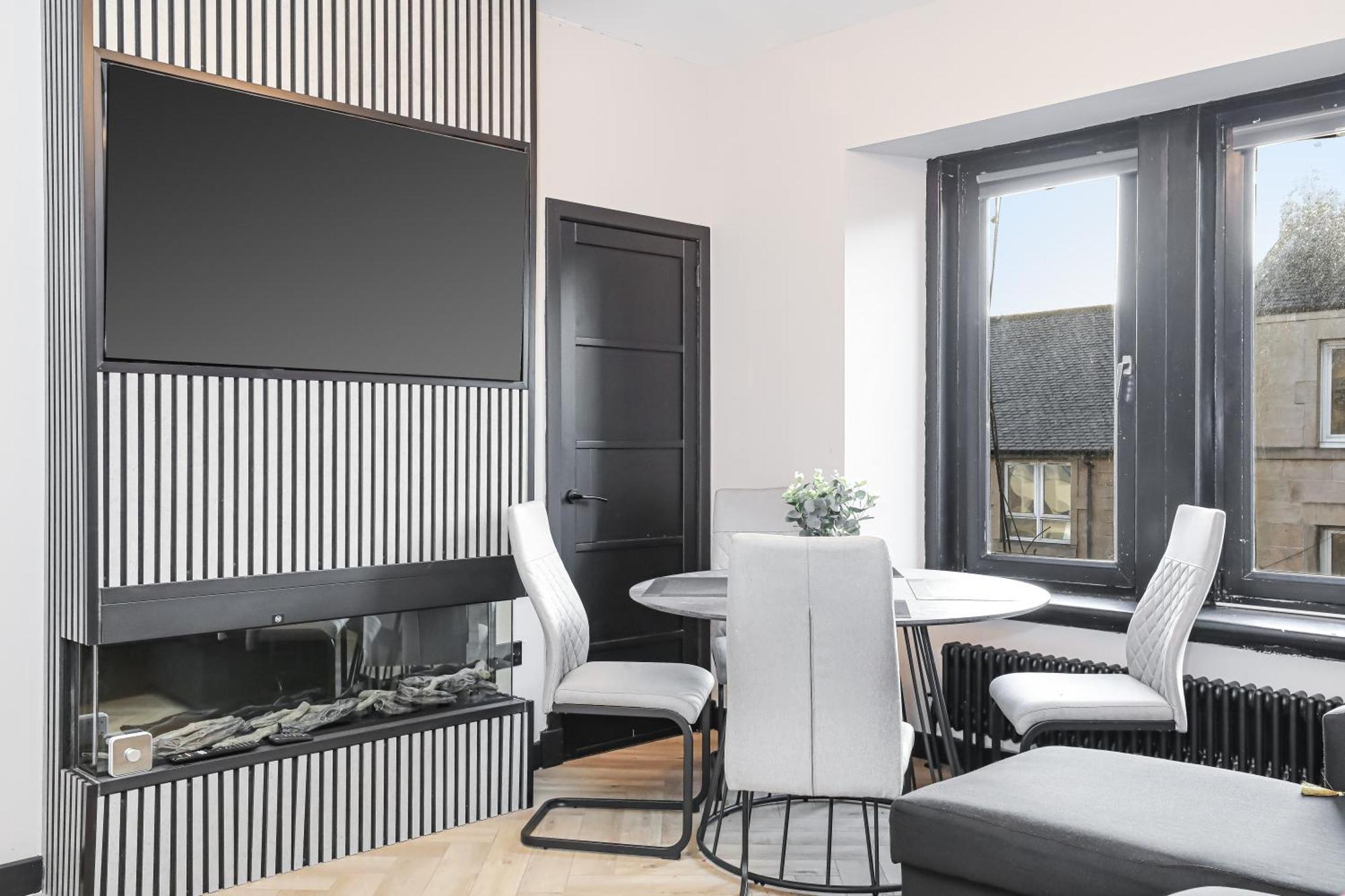 Traditional 1-bed Apartment *